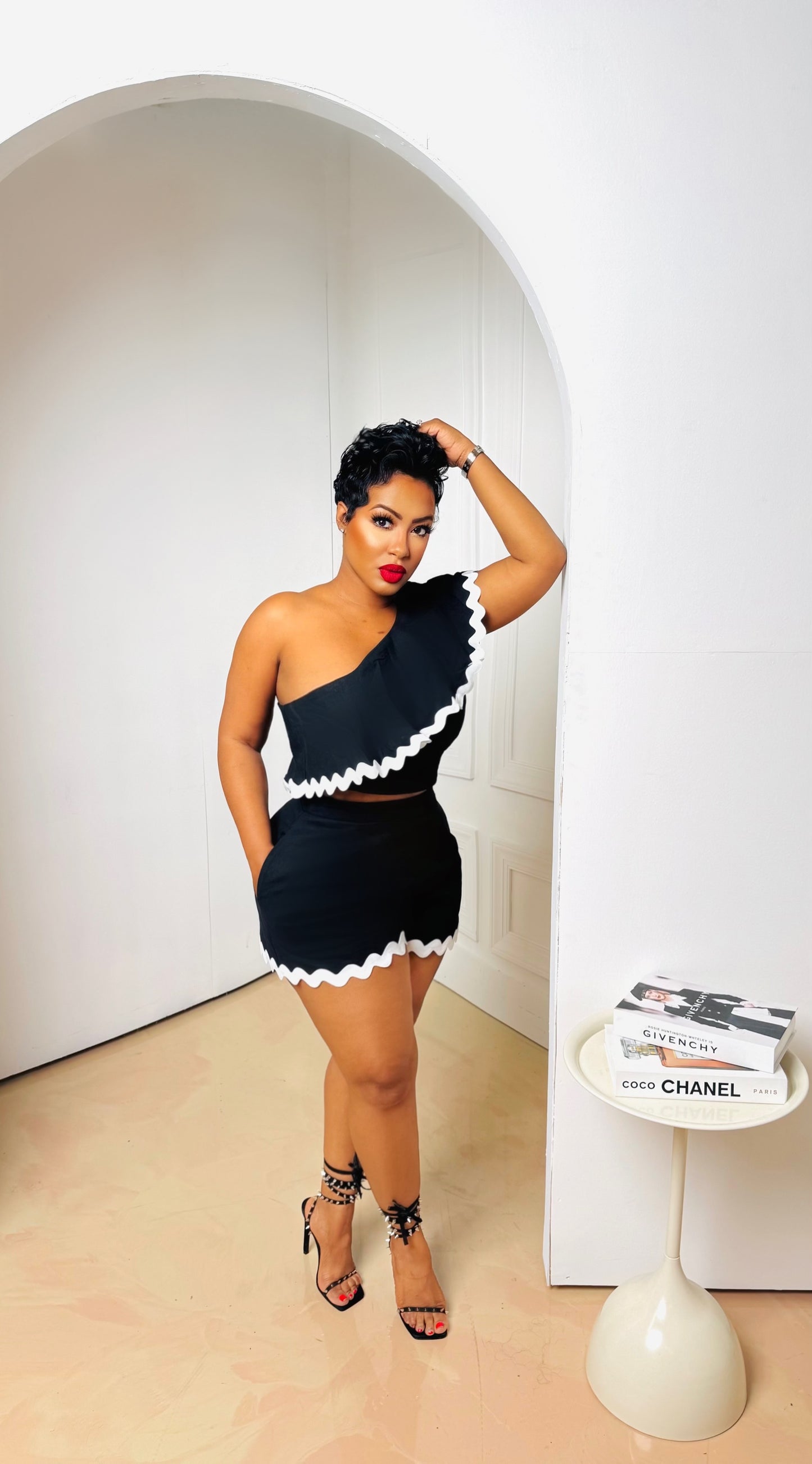 Linen Scallop Short Set