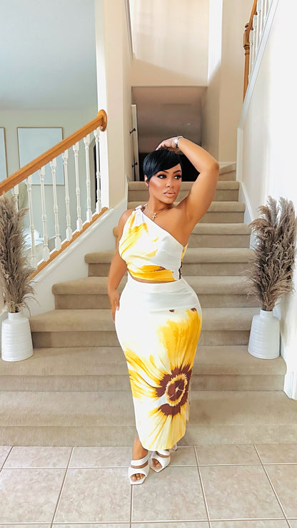 Flora Divine Skirt Set